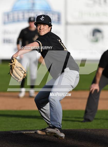 Thumbnail 1 in Jesuit @ Lakeridge photogallery.
