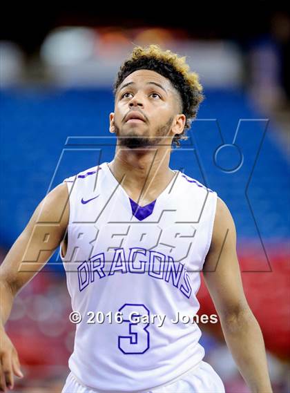 Thumbnail 2 in Sacramento vs. Whitney (CIF SJS D2 Semifinal) photogallery.