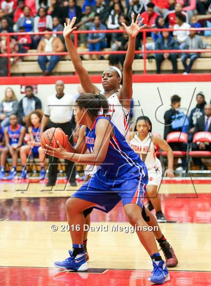 Thumbnail 1 in Duncanville @ Cedar Hill photogallery.