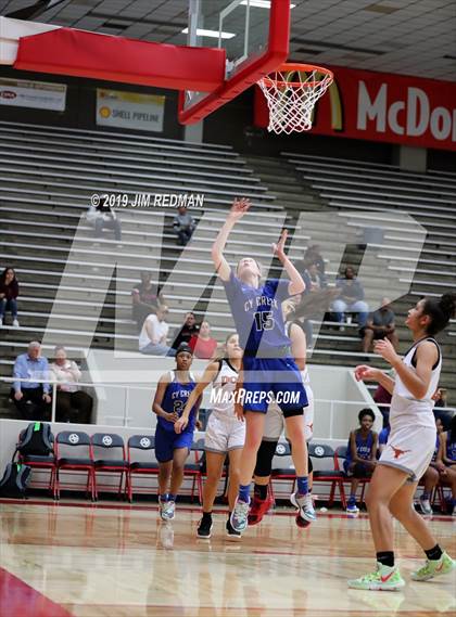 Thumbnail 1 in Cypress Creek vs. Dobie (McDonald's Texas Invitational) photogallery.