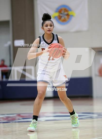Thumbnail 2 in Cypress Creek vs. Dobie (McDonald's Texas Invitational) photogallery.