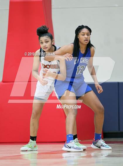 Thumbnail 3 in Cypress Creek vs. Dobie (McDonald's Texas Invitational) photogallery.