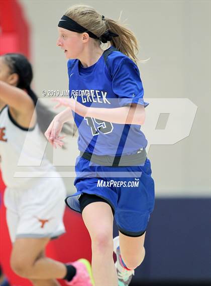 Thumbnail 2 in Cypress Creek vs. Dobie (McDonald's Texas Invitational) photogallery.