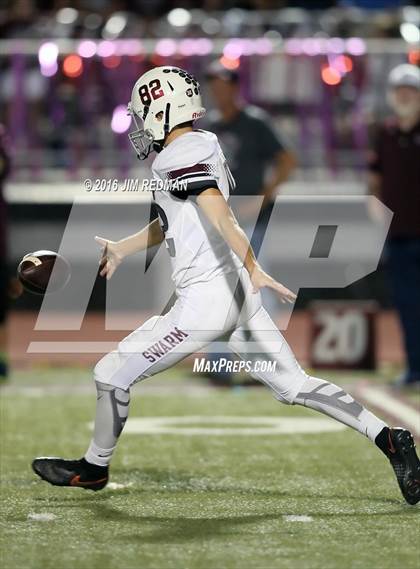 Thumbnail 1 in Calallen vs. Flour Bluff photogallery.