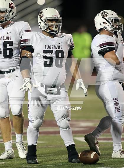 Thumbnail 1 in Calallen vs. Flour Bluff photogallery.