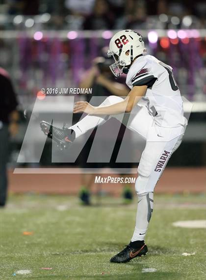 Thumbnail 2 in Calallen vs. Flour Bluff photogallery.