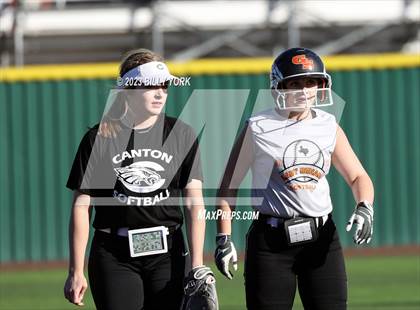 Thumbnail 2 in Grand Saline vs Canton photogallery.