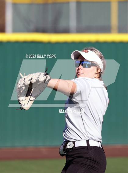 Thumbnail 1 in Grand Saline vs Canton photogallery.