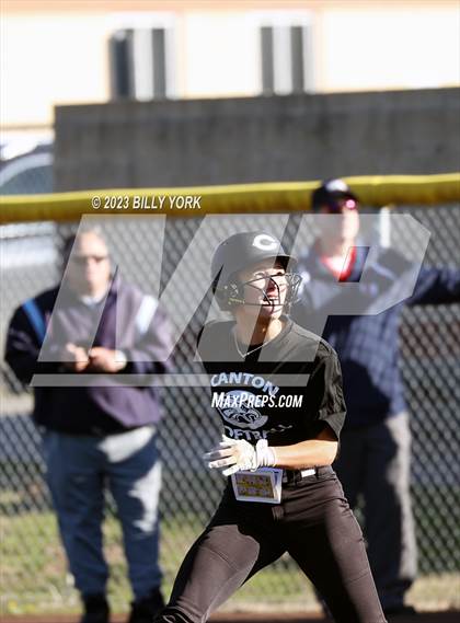 Thumbnail 2 in Grand Saline vs Canton photogallery.