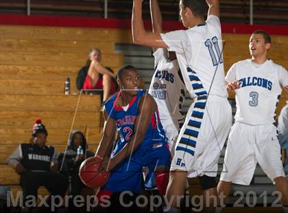Thumbnail 2 in Highlands Ranch vs. Fountain-Fort Carson (Cherry Creek Holiday Classic) photogallery.