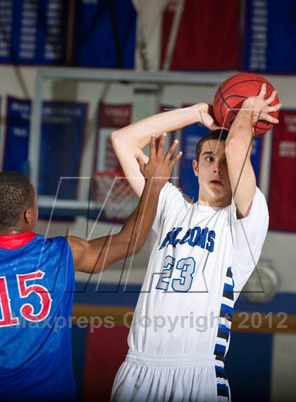Thumbnail 2 in Highlands Ranch vs. Fountain-Fort Carson (Cherry Creek Holiday Classic) photogallery.