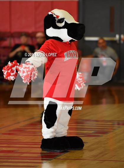 Thumbnail 1 in Fairfax vs. Bishop Gorman (Nike Extravaganza) photogallery.
