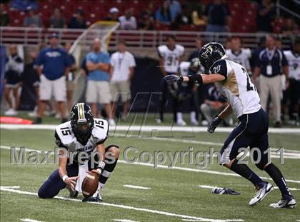 Thumbnail 2 in Holt vs. Howell Central (Great American Football Classic) photogallery.