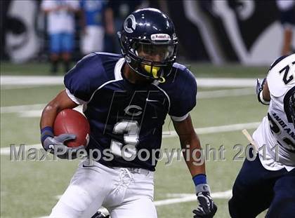 Thumbnail 3 in Holt vs. Howell Central (Great American Football Classic) photogallery.