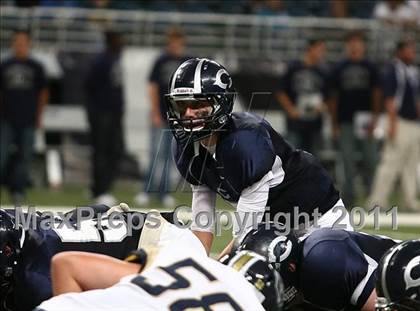 Thumbnail 3 in Holt vs. Howell Central (Great American Football Classic) photogallery.