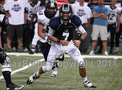 Thumbnail 2 in Holt vs. Howell Central (Great American Football Classic) photogallery.