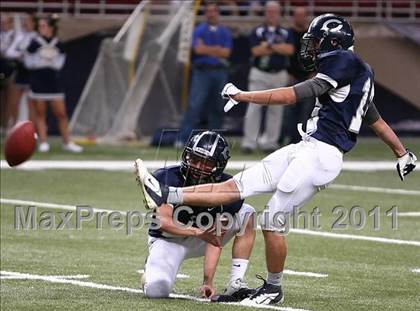 Thumbnail 2 in Holt vs. Howell Central (Great American Football Classic) photogallery.
