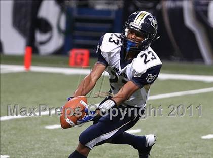 Thumbnail 1 in Holt vs. Howell Central (Great American Football Classic) photogallery.