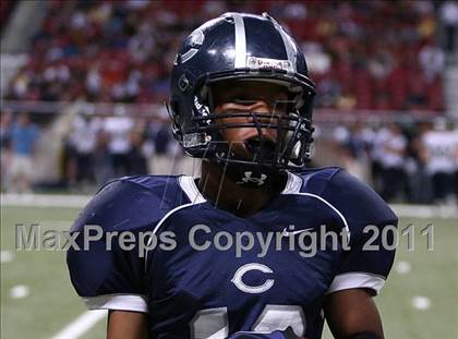 Thumbnail 2 in Holt vs. Howell Central (Great American Football Classic) photogallery.