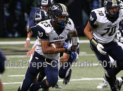 Thumbnail 2 in Holt vs. Howell Central (Great American Football Classic) photogallery.