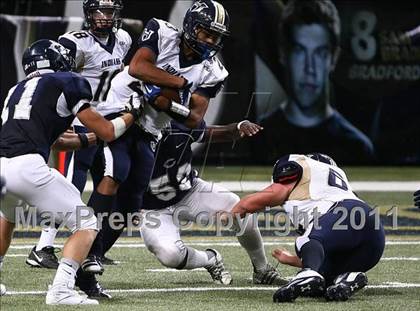 Thumbnail 2 in Holt vs. Howell Central (Great American Football Classic) photogallery.