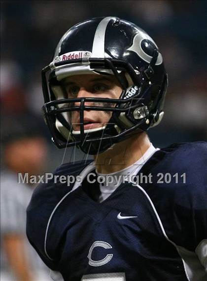 Thumbnail 2 in Holt vs. Howell Central (Great American Football Classic) photogallery.