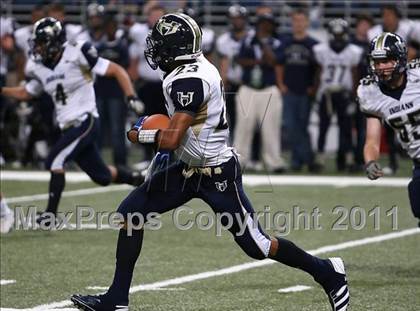 Thumbnail 3 in Holt vs. Howell Central (Great American Football Classic) photogallery.