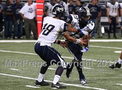 Thumbnail 3 in Holt vs. Howell Central (Great American Football Classic) photogallery.