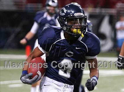 Thumbnail 2 in Holt vs. Howell Central (Great American Football Classic) photogallery.