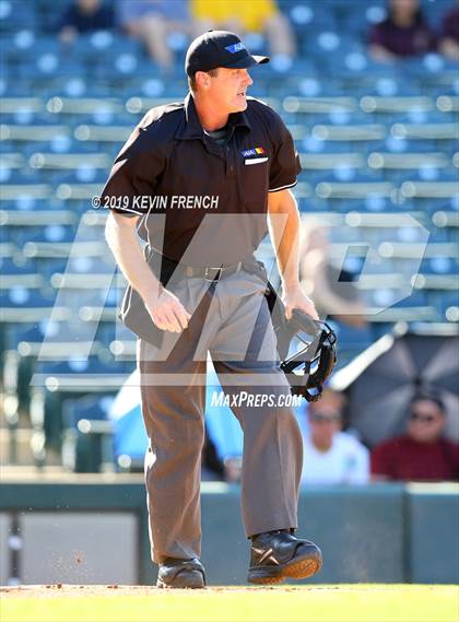 Thumbnail 2 in Nogales vs. Horizon (AIA 5A State Final) photogallery.