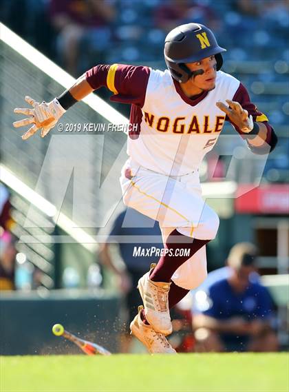 Thumbnail 3 in Nogales vs. Horizon (AIA 5A State Final) photogallery.