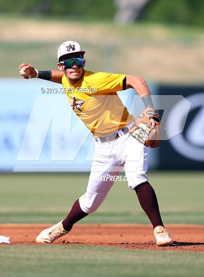 Thumbnail 2 in Nogales vs. Horizon (AIA 5A State Final) photogallery.