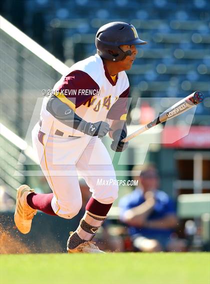 Thumbnail 3 in Nogales vs. Horizon (AIA 5A State Final) photogallery.