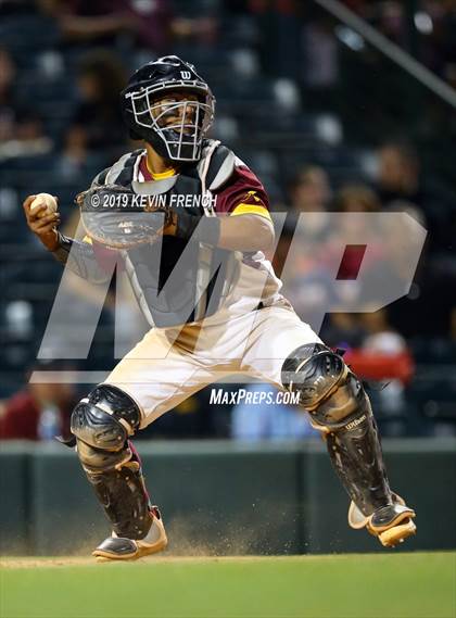 Thumbnail 3 in Nogales vs. Horizon (AIA 5A State Final) photogallery.