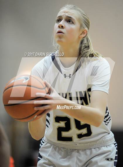 Thumbnail 1 in Skyline vs. Central (NIKE Tournament of Champions)  photogallery.