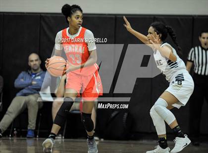 Thumbnail 2 in Skyline vs. Central (NIKE Tournament of Champions)  photogallery.