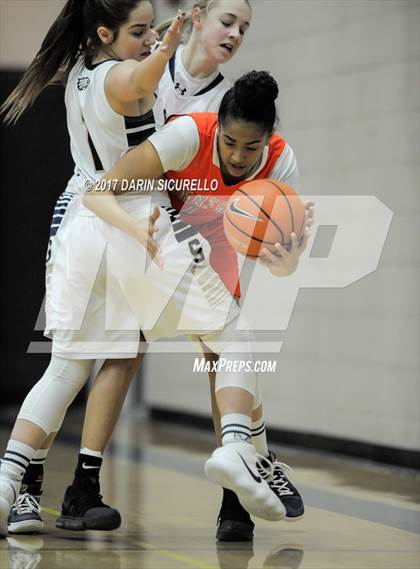 Thumbnail 3 in Skyline vs. Central (NIKE Tournament of Champions)  photogallery.