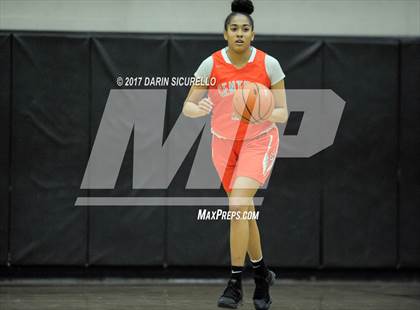 Thumbnail 3 in Skyline vs. Central (NIKE Tournament of Champions)  photogallery.