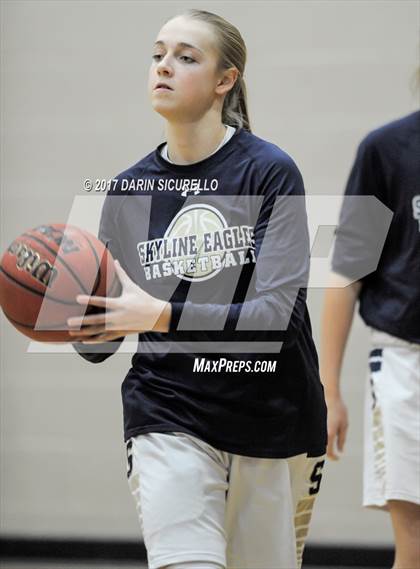 Thumbnail 1 in Skyline vs. Central (NIKE Tournament of Champions)  photogallery.