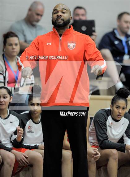 Thumbnail 1 in Skyline vs. Central (NIKE Tournament of Champions)  photogallery.
