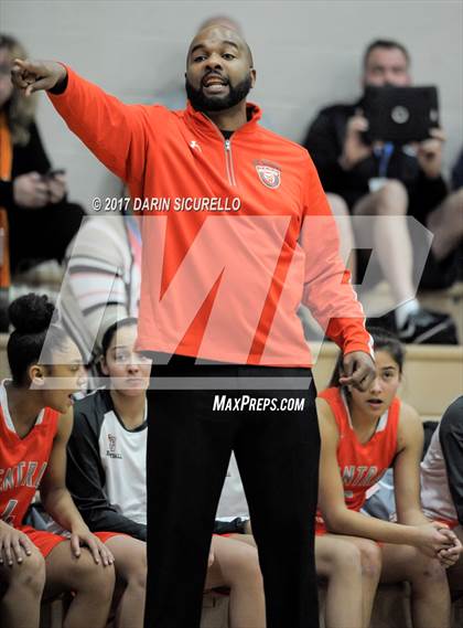 Thumbnail 2 in Skyline vs. Central (NIKE Tournament of Champions)  photogallery.