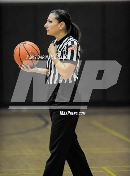 Thumbnail 3 in Skyline vs. Central (NIKE Tournament of Champions)  photogallery.