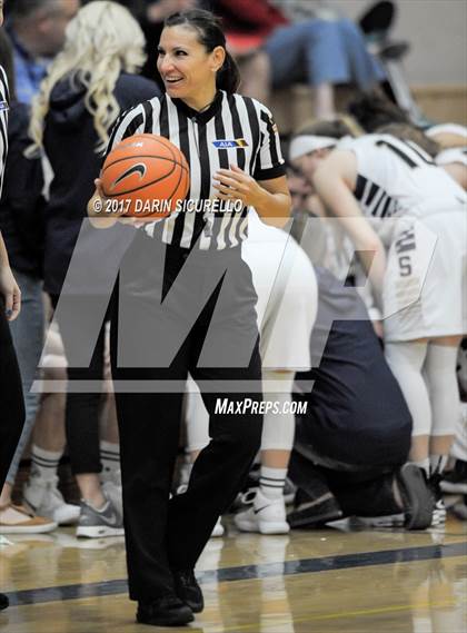 Thumbnail 2 in Skyline vs. Central (NIKE Tournament of Champions)  photogallery.