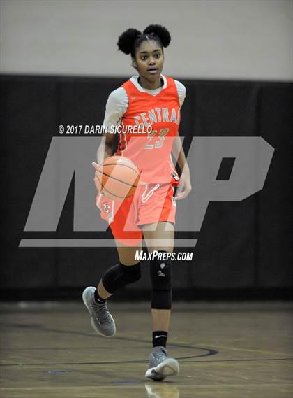 Thumbnail 2 in Skyline vs. Central (NIKE Tournament of Champions)  photogallery.