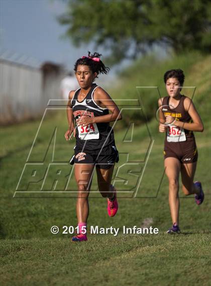 Thumbnail 2 in District 32-6A Cross Country Championships photogallery.