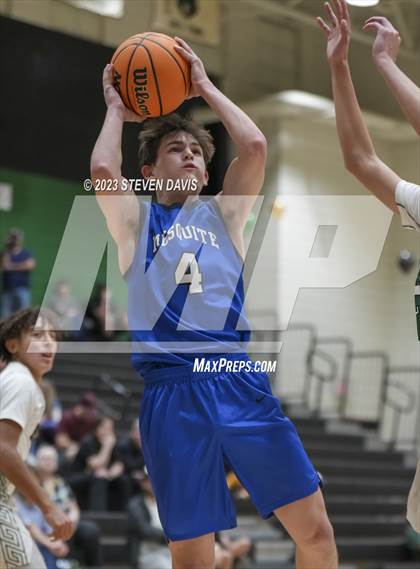 Thumbnail 3 in Mesquite @ Basha photogallery.