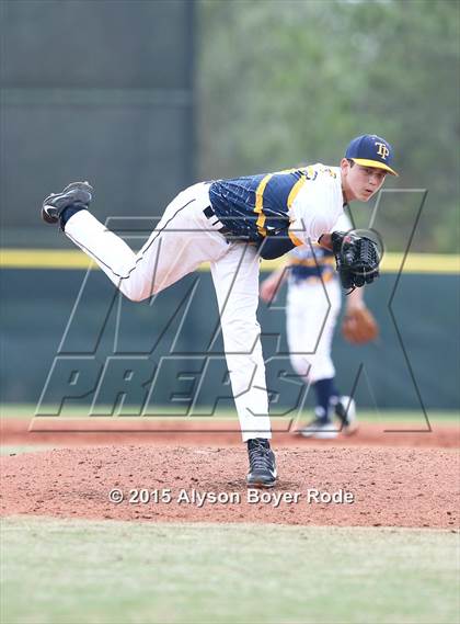 Thumbnail 2 in DeSoto Central vs. Trinity Prep (National High School Invitational) photogallery.