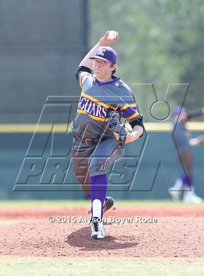 Thumbnail 2 in DeSoto Central vs. Trinity Prep (National High School Invitational) photogallery.