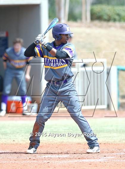 Thumbnail 3 in DeSoto Central vs. Trinity Prep (National High School Invitational) photogallery.