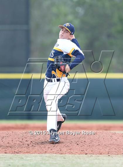 Thumbnail 1 in DeSoto Central vs. Trinity Prep (National High School Invitational) photogallery.